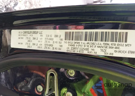 2014 Ram 1500 Express z USA, uszkodzony, nr VIN 3C6RR7KT1EG254985